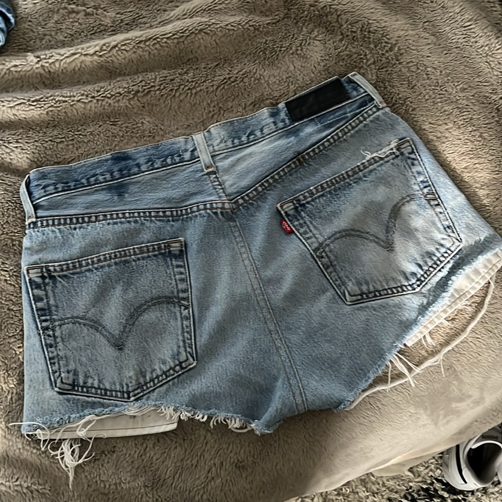 Levi’s 501 Redone - Picture 3 of 3